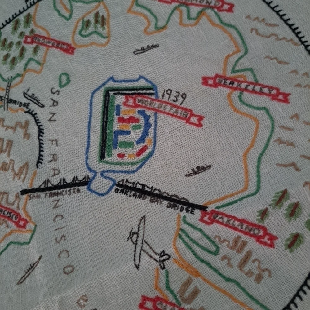 Antiqu 1939 san francisco Golden gate  expo hand Embroidered tablecloth and nap…